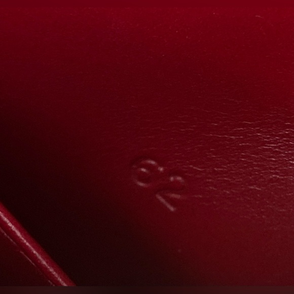 Miu Miu Red Velvet Cross Chain Woc Bow Tie Knot Bag - Picture 16 of 16